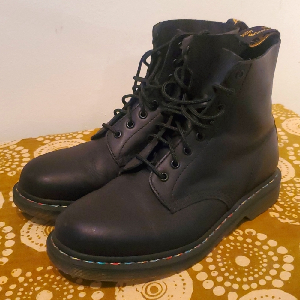 Dr. Martens 1460 greasy leather with RAINBOW 🌈 STITCHING - USM 11